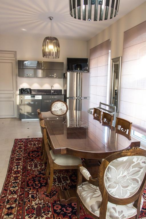 Champagne Andre Bergere & Suites Epernay Room photo